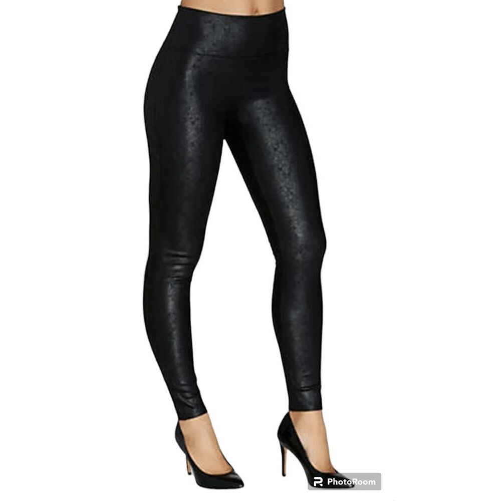 SPANX Red Hot Label Structured Shine Leggings Size Medium